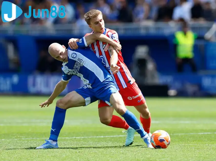 Alaves tiếp đón Atletico Madrid trên sân nhà của mình ở vòng 3 La Liga (Ảnh: La Liga) Alaves tiếp đón Atletico Madrid trên sân nhà của mình ở vòng 3 La Liga (Ảnh: La Liga)