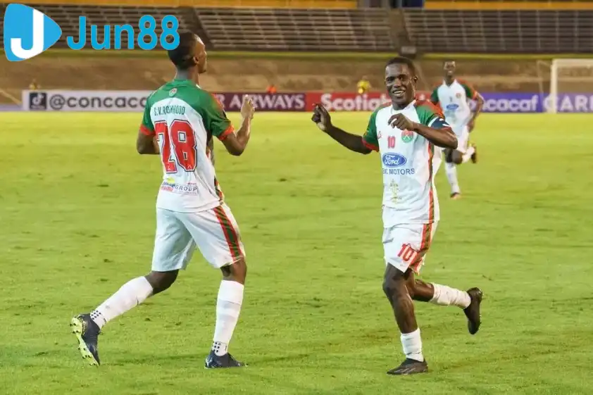 Với phong độ cao Robinhood chiếm lợi thế lớn Với phong độ cao Robinhood chiếm lợi thế lớn