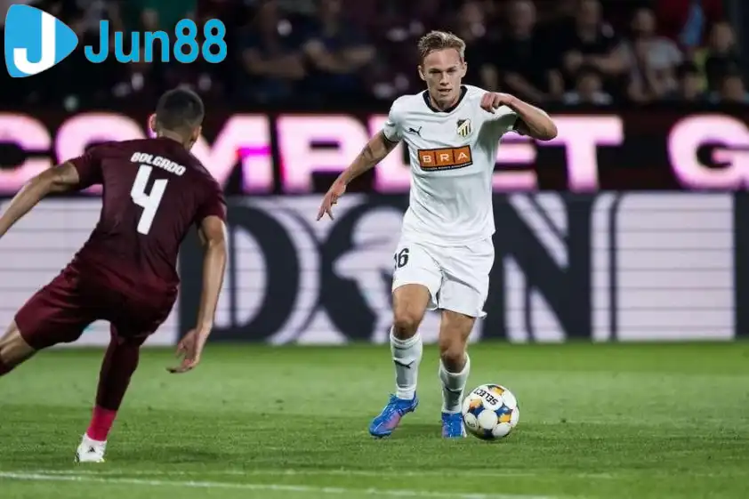 Đội chủ nhà gặp nhiều khó khăn