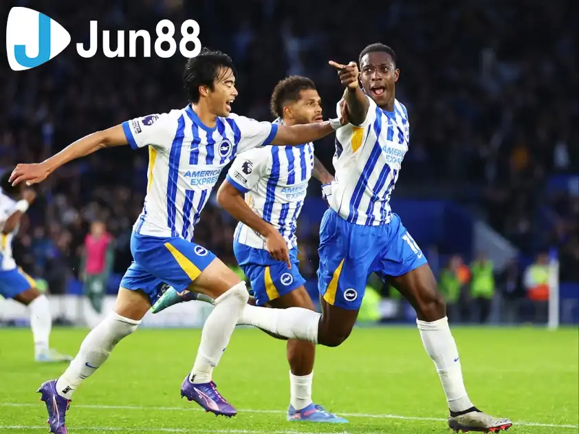 Brighton đang thể hiện một bộ mặt đáng gờm ở mùa này (Ảnh: Eurosport)