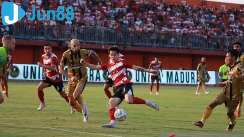 Trận cầu hứa hẹn có nhiều bàn thắng Trận cầu hứa hẹn có nhiều bàn thắng